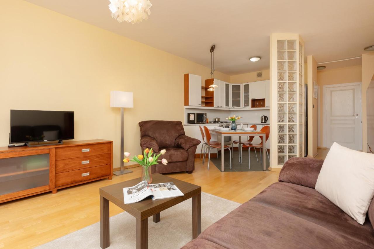 Spacious & Quiet 1 Bedroom Apartment In Pruszkow By Noclegi Renters Exterior foto